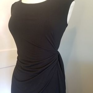 Flattering, versatile maternity dress size small